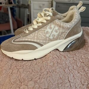 Tory Burch sneakers size 8 woman’s